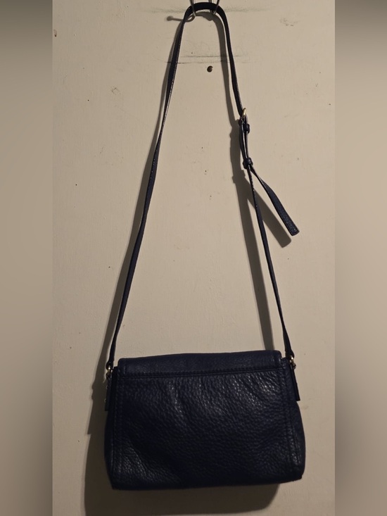 kate spade Handbags - kate spade navy pebbled leather zipper wallet with gold hardware